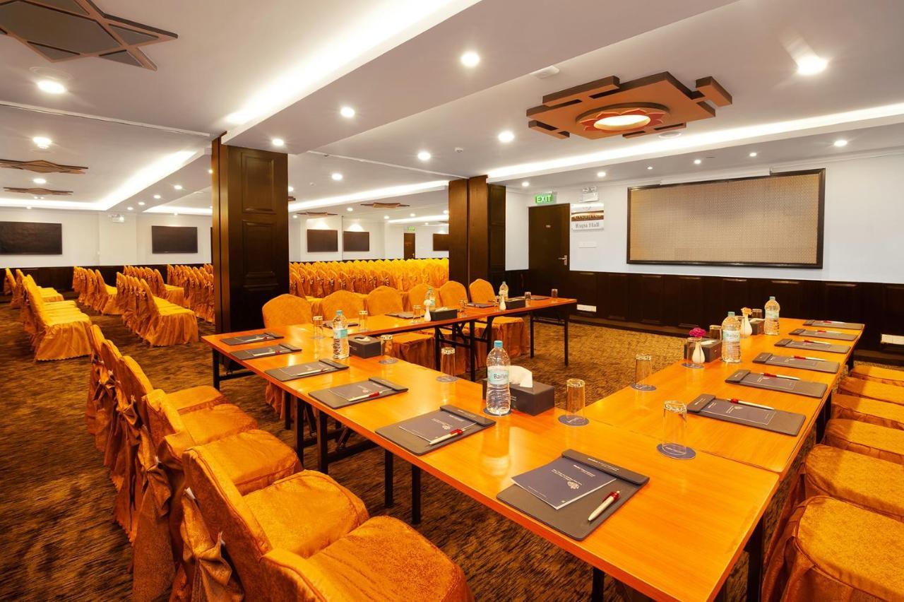 Hotel Sarowar Pokhara Exterior photo