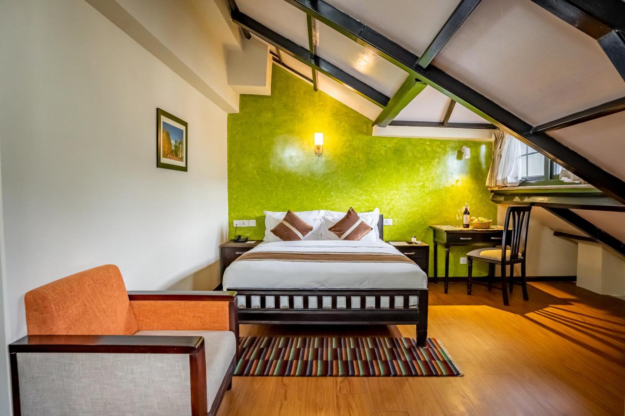 Hotel Sarowar Pokhara Room photo