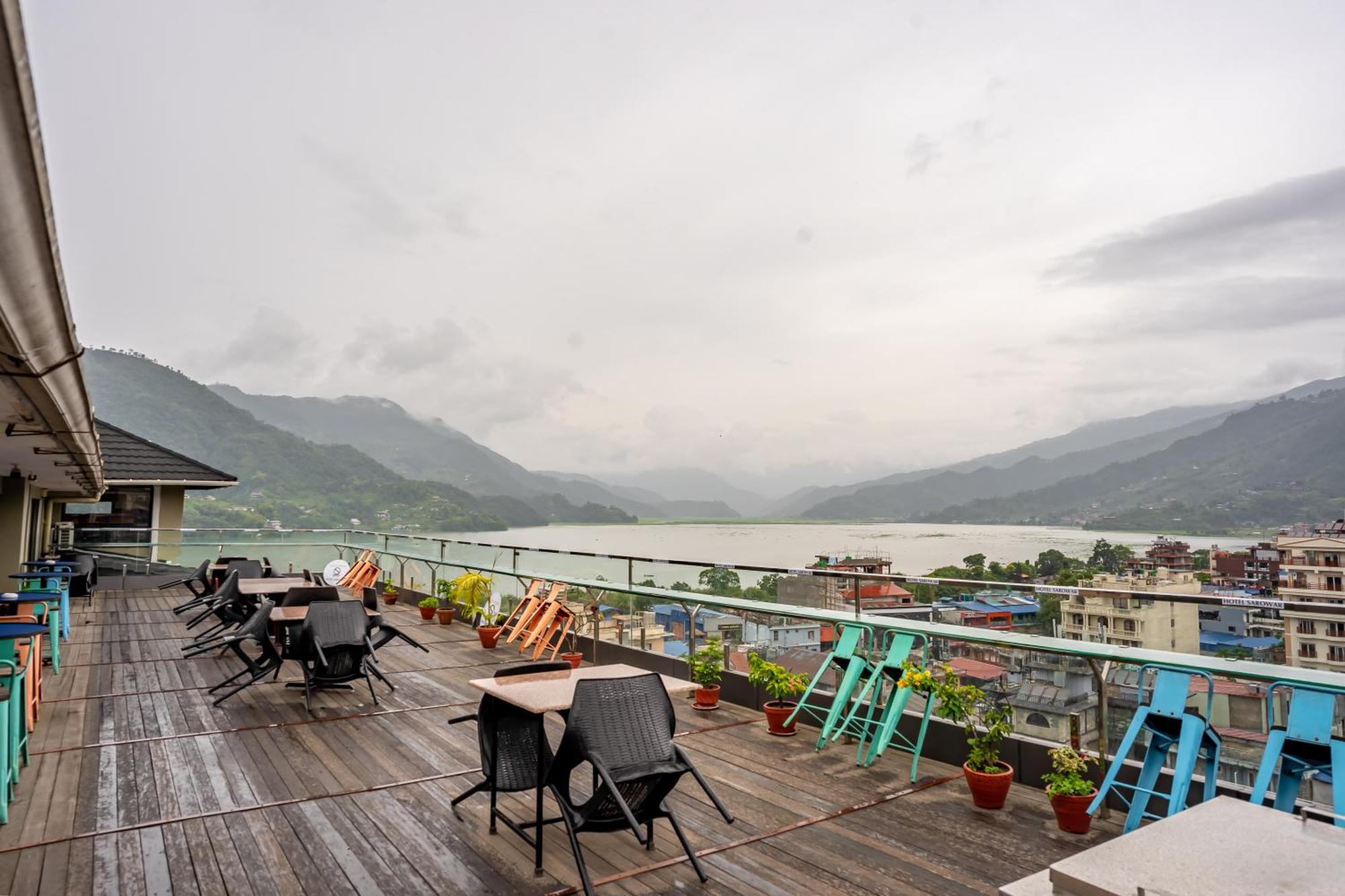 Hotel Sarowar Pokhara Exterior photo
